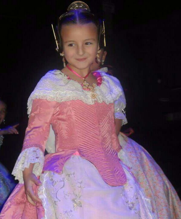 FallaCedro's tweet image. Fallera Mayor Infantil 2017
Vanessa Mercado Rubio #Fallas2017 #SomosCedro #Cedromola #FalleraMayorInfantil