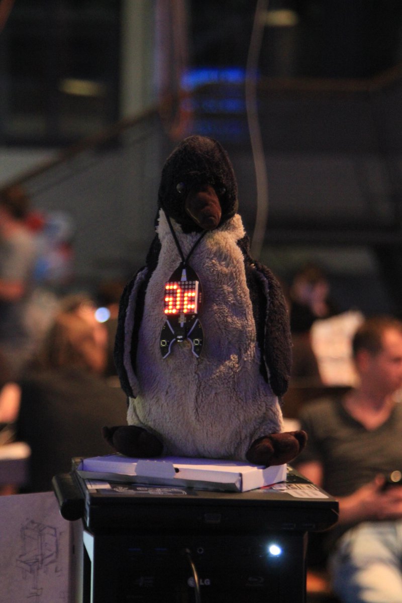 Arrrrk ark arrk ark ark \o/

penguin translate: Ich bin auf der #GPN16 \o/