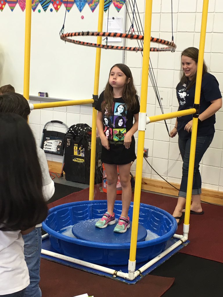 CPESAStar's tweet photo. Thanks to most amazing team of volunteers, presenters, teachers &amp; kiddos. fabulous (albeit abbreviated) Sci day! https://t.co/htNwO3XeIY