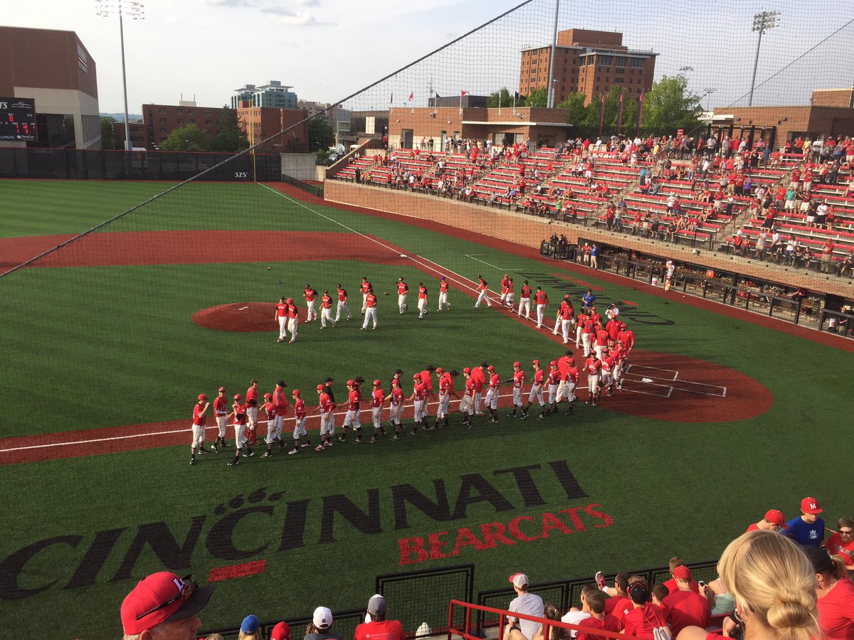 MEVSD_Kauffman's tweet photo. Dream season comes to an end. So proud of these young men. https://t.co/aUVDJ5spLC