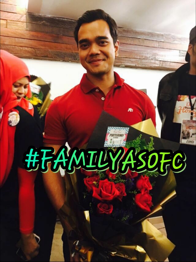 alifstarfc's tweet photo. Finale viewing party #diasemanishoney thanks semua.. https://t.co/cw1rnNXANV