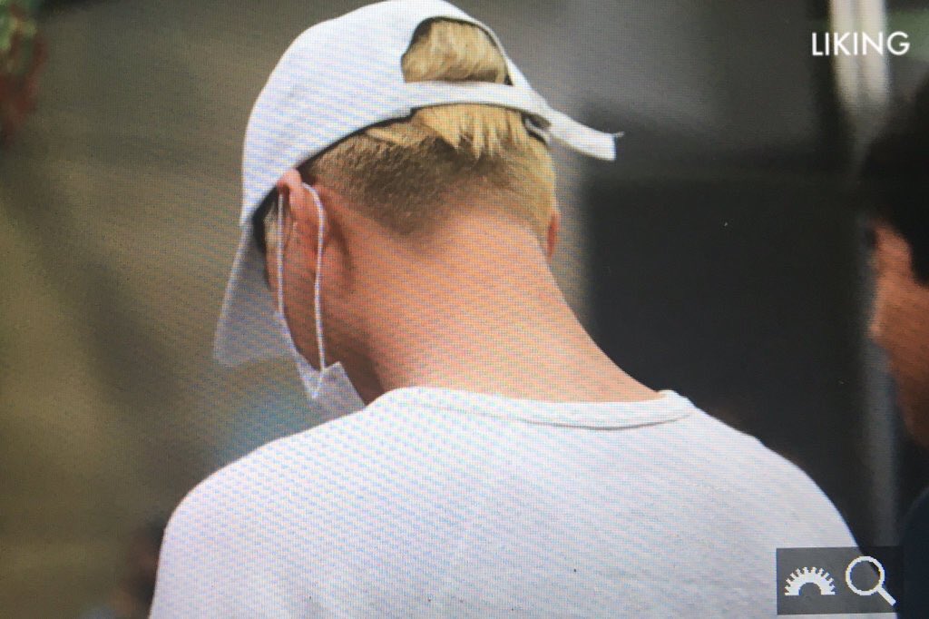 EXOGlobal's tweet photo. [PREVIEW] 160528 Kai @ Incheon Airport
Cr: Liking https://t.co/3pMh4glvjv