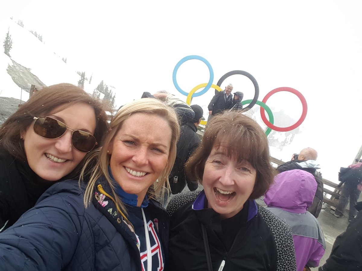 jaimebennett0's tweet photo. Were at 6000 feet @IAPCO_EDGE @KoutsHelen #edgewhistler https://t.co/vI6T0uovFn