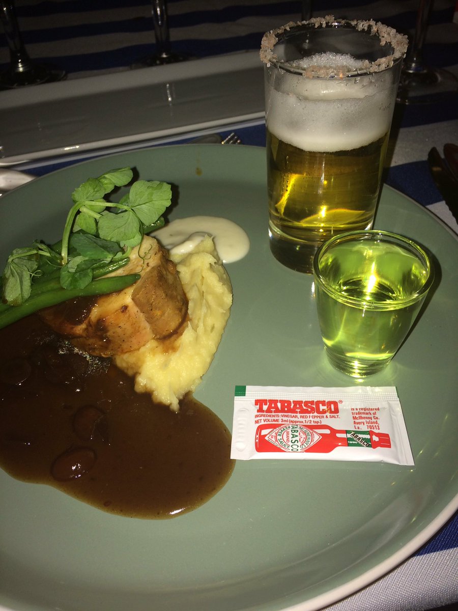 HRHMartinH's tweet photo. It's all about the combinations and original creations. #SilvaSale 
#Urbanfoodie 
#Wanderers https://t.co/Bch1CCm9kg