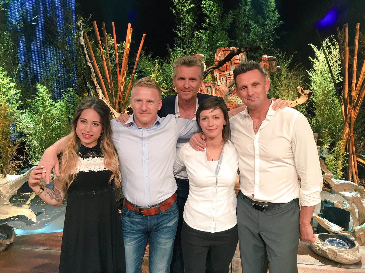 KohLantaTF1's tweet photo. La finale #KohLanta c'est maintenant sur @TF1 ! RT si vous regardez 😉 https://t.co/UO6nnyPOpB