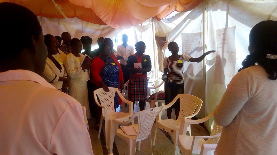 SinovuyoProject's tweet photo. SinovuyoKids engaging mothers in positive parenting in Kenya @ampathkenya @CWBSouthAfrica @Banjomax @ParentingLH https://t.co/ht0SxV7am5