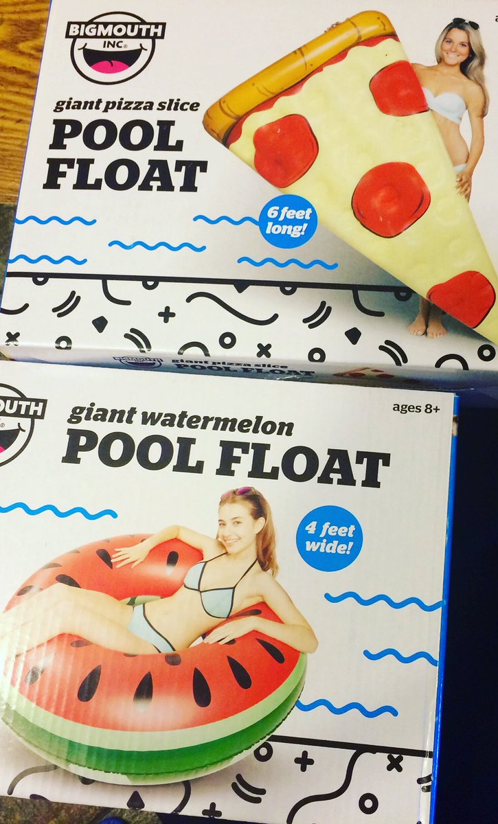 Janeloveslocal's tweet image. All set for a POOL PARTY! #PoolSwag @pressednc #downtownfay #fayettevillenc