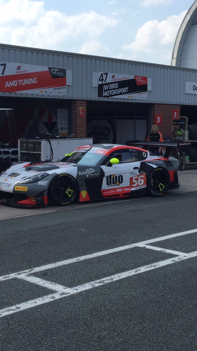 d_cook88's tweet photo. Great day at @Oulton_Park seen some amazing cars! #astonmartin #Zagato #supercars https://t.co/CPlN6ID4Nj
