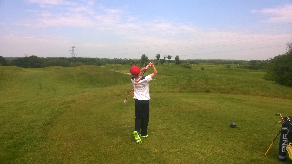 Lewis730Sharon's tweet photo. Lovely day to practice for the next @hertsfuturestour @theshirelondon https://t.co/7821DVUvI2