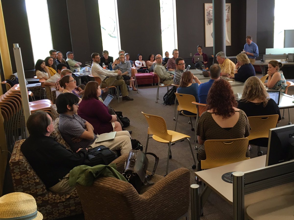 Boston_DH's tweet photo. Good turnout at the Digital Liberal Arts Exchange Roadshow, hosted by BU #DLAx https://t.co/yS81j4qaJ0