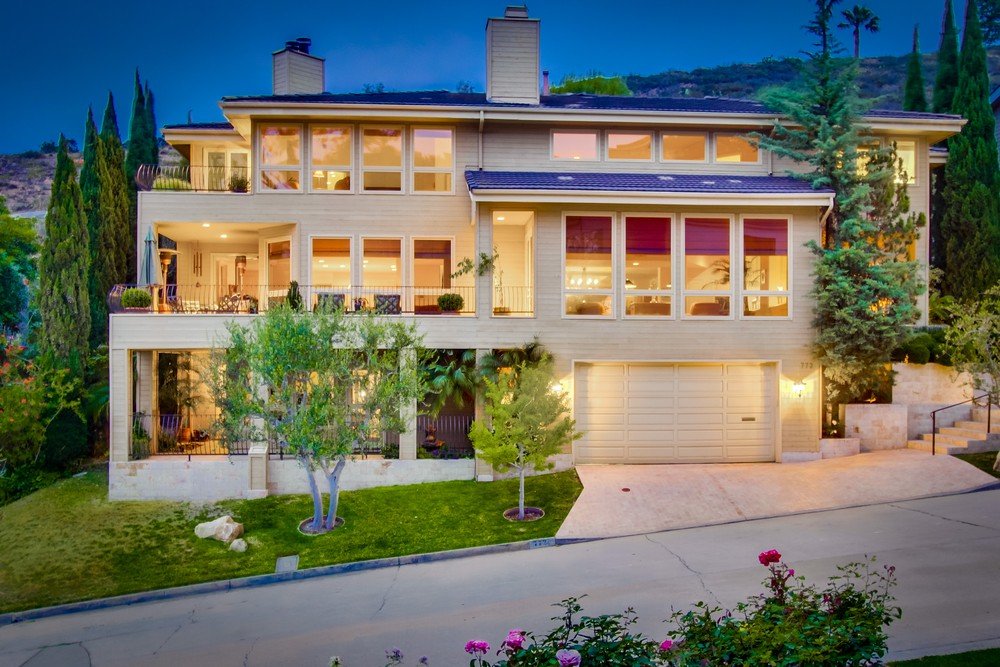 Billionaires Row tweet media