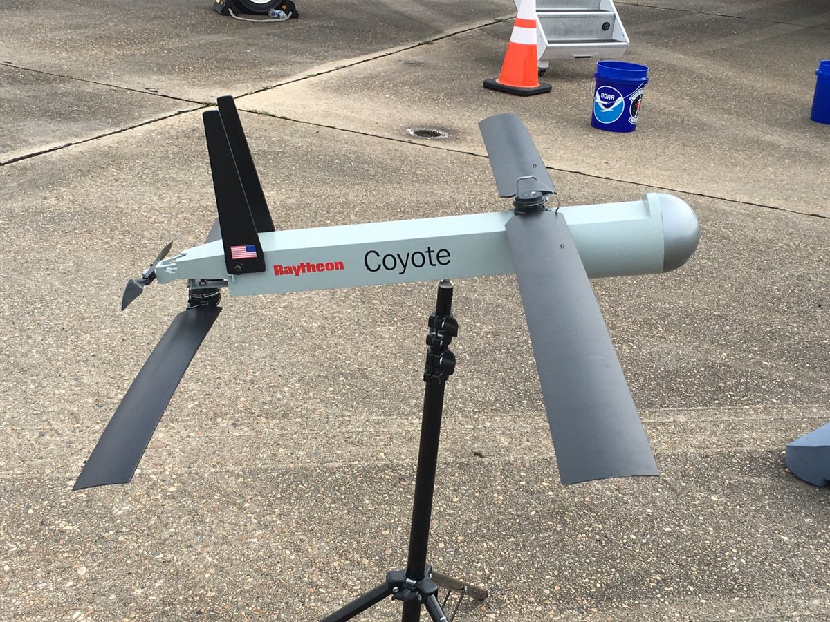 NWSMobile's tweet photo. Check out our photos of the Hurricane Awareness Tour last week 🌀 #HAT2016 #HurricaneStrong https://t.co/0n0wkfXWVh https://t.co/VwJvkOYJcZ