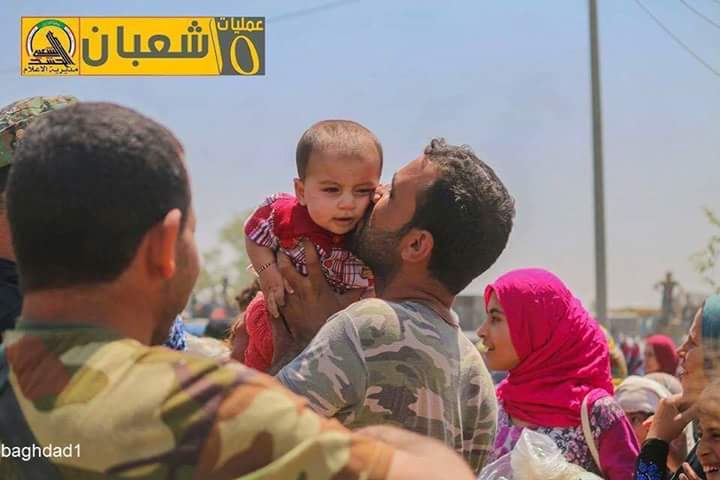 alinageabad's tweet photo. لقطة تغيض الطائفيين والمتصيدين بالماء العكر !

تم هذا اليوم أجلاء المئات....  #عراقي_يا_#عراقي_يا_تويتر https://t.co/wOA9q7o5Tu