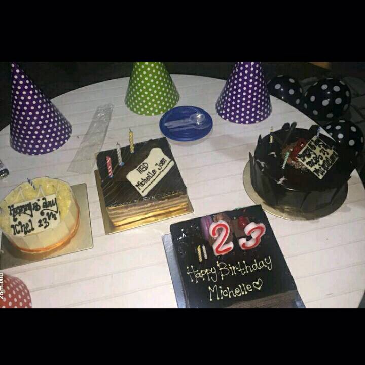 Happybirthday princess <a href="/michellejoan_/">Michelle Joan</a>  semoga panjang umur sehat selalu rejeki ngalir terus ami 🎁 #hbd23michellejoan