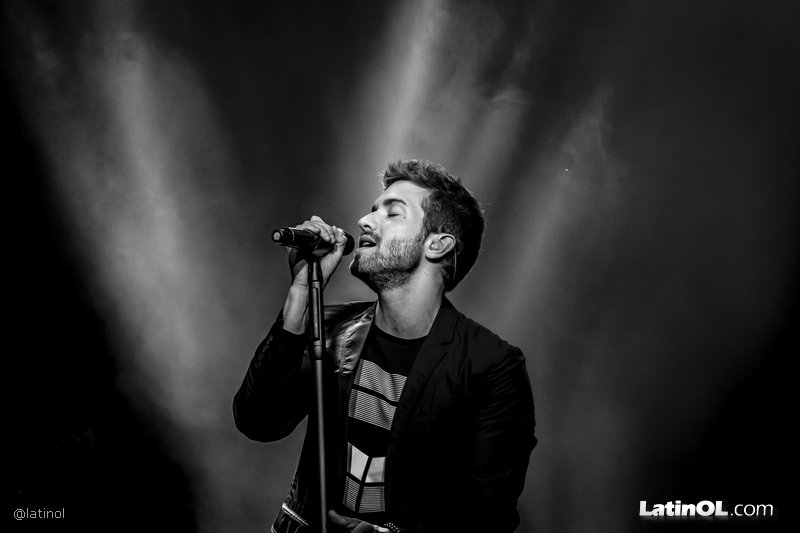 latinol's tweet photo. @PabloAlboran cautivó Panamá la noche de ayer mostrando que aquí #SePuedeAmar #AlboranPTY  https://t.co/zYGyEXGmjB https://t.co/k2jPegP0t8