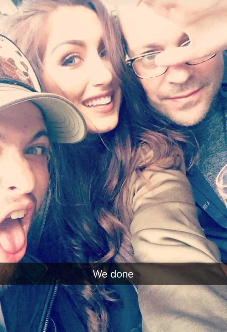 EmmaStakes's tweet image. @Darby_Ward another awesome crazy day writing songs #proud @mobrownofficial @samgray_music @DevilsGun #craycray 🎶🎶