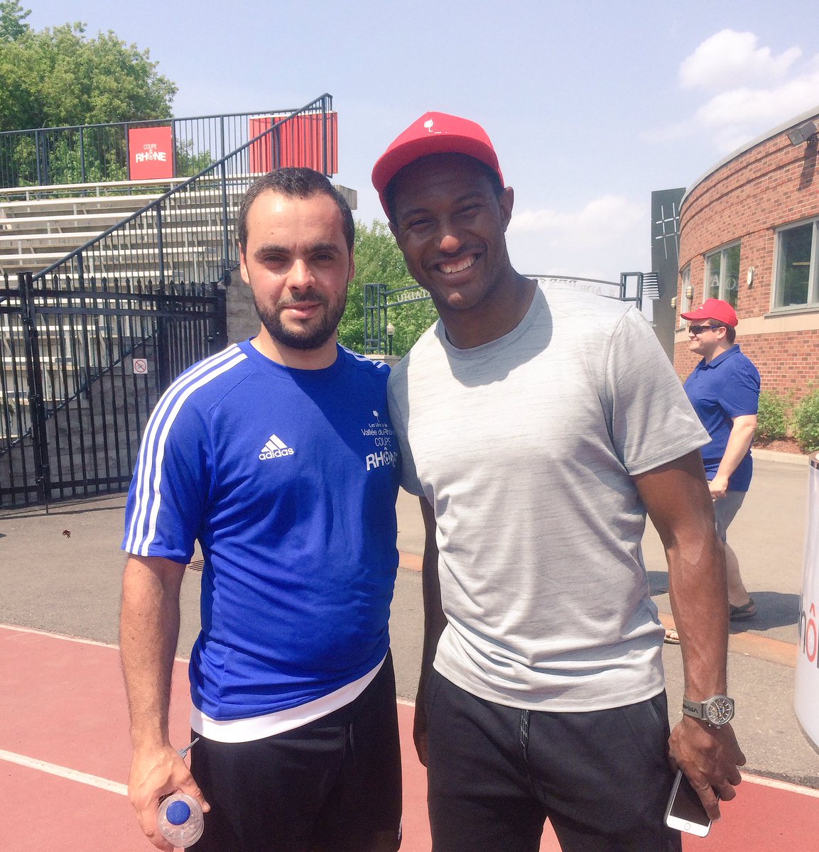 jesscosta22's tweet photo. Live from Stade Molson with @pbernier10 ⚽️☀️ #imfc #couperhone @Abrum514 https://t.co/Y6vfraNHL8
