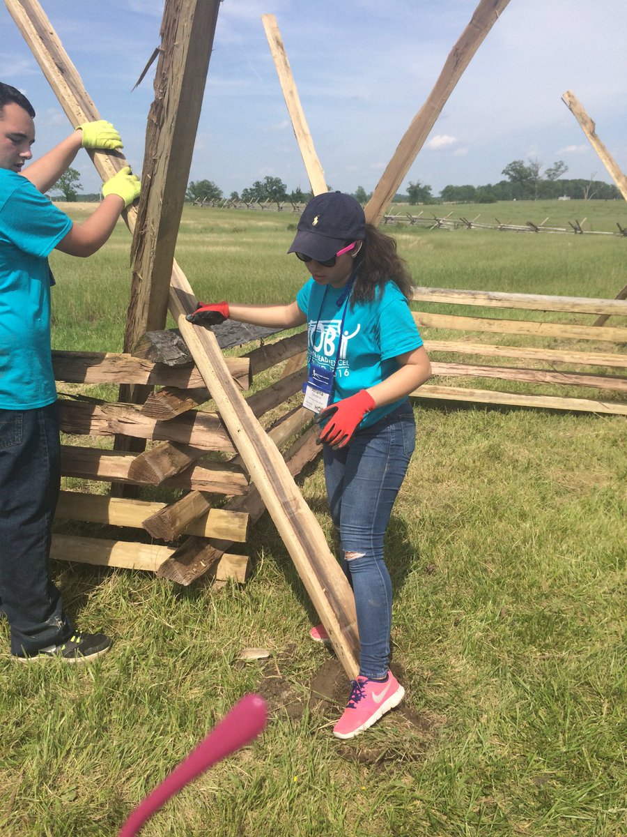itsjohanadarlin's tweet photo. Gettysburg adventure @HOBYMD #hobymd #whyIserve #hobymd2016 https://t.co/jfXtggjnyB