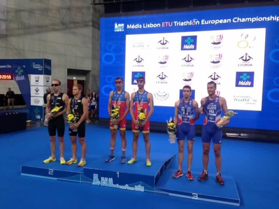 Carrilero_Alex's tweet photo. Gente de la que sentirte orgulloso: @hccala y Luis, campeones de #Europa de #Paratriatlón 🔝 https://t.co/FiezEokFYp