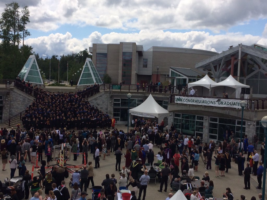 UNBC's tweet photo. Grads from second ceremony posing for their #classphoto ... Congratulations everybody! #UNBCconvocation #UNBC2016 https://t.co/ni21nPkk5F