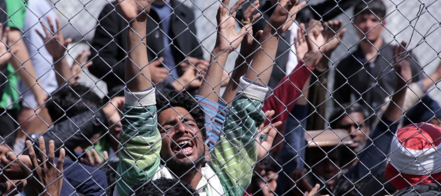 A3Noticias's tweet photo. La UE ha acogido a menos del 1% de refugiados que prometió asilar https://t.co/KE1mQnVYKB https://t.co/ZW4cQR3fXw