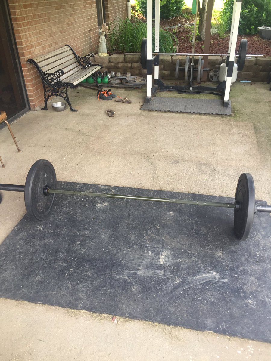 Lpd51890's tweet photo. 100 snatches as fast as you can, a smoker no matter what weight #only95 https://t.co/YfDD2DLr6y