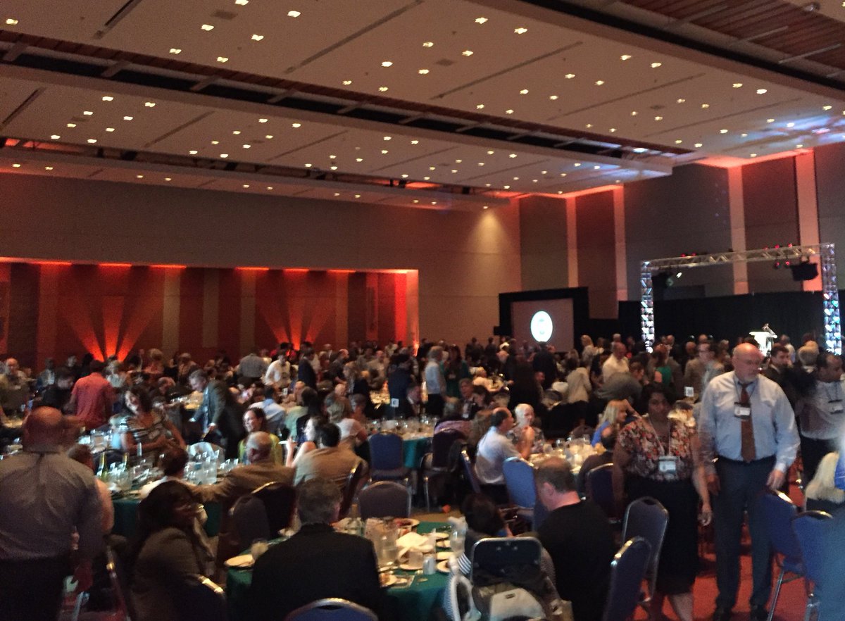 StreetlightUS's tweet photo. A look @VVMentors accelerator awards from last night! Huge thanks to everyone who helped us through the program. https://t.co/XKeiAY541a