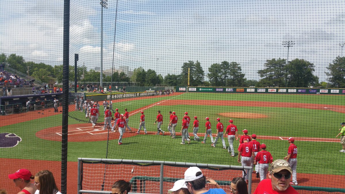jodigrover's tweet photo. Cheney(6)vsLarned (3). STATE 3A baseball. SCORE 5-12 #1styearprogram #nottooshabby #Settingtradition #greatseason https://t.co/xsdbuuK3qB