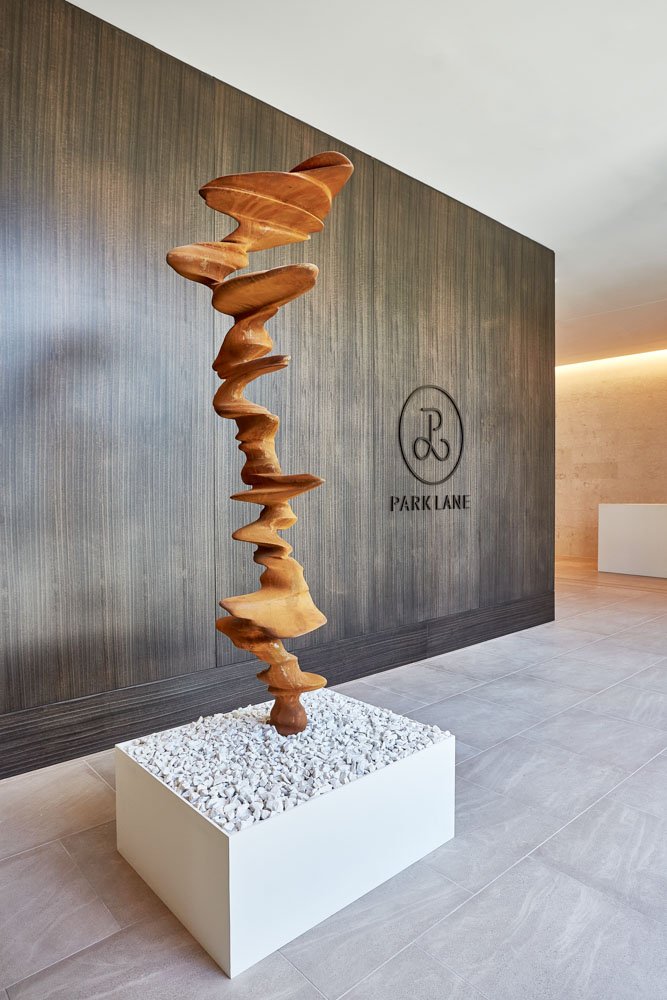 Tony Cragg's "Untitled" sculpture welcomes you to the #ParkLaneLounge. #Artcollection #ParkLaneAlaMoana