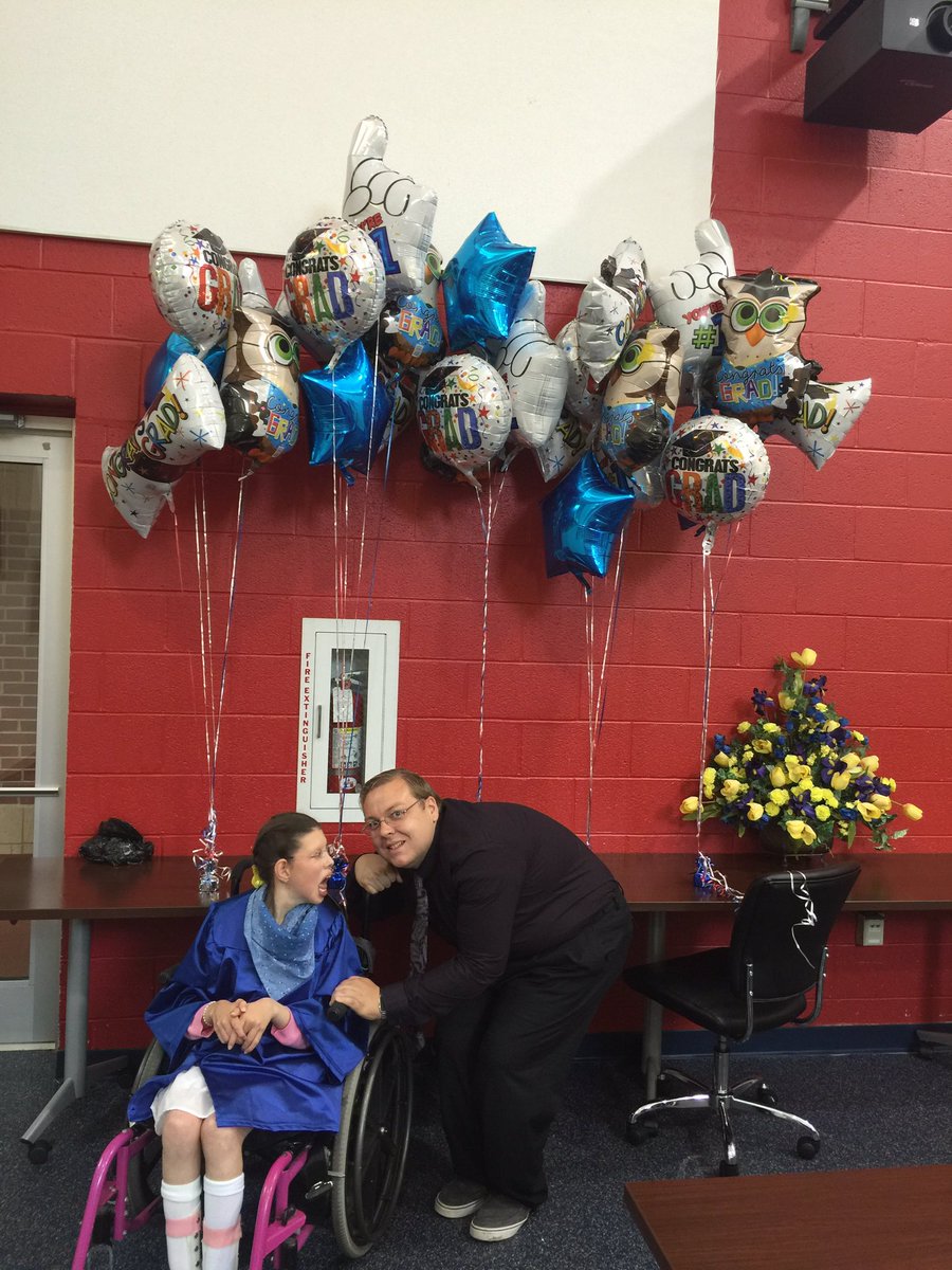 TSB_Cheer's tweet photo. Another graduation day in the books. So proud of these young people. #allmeansall @TSB_Tigers https://t.co/C66FnfknVm