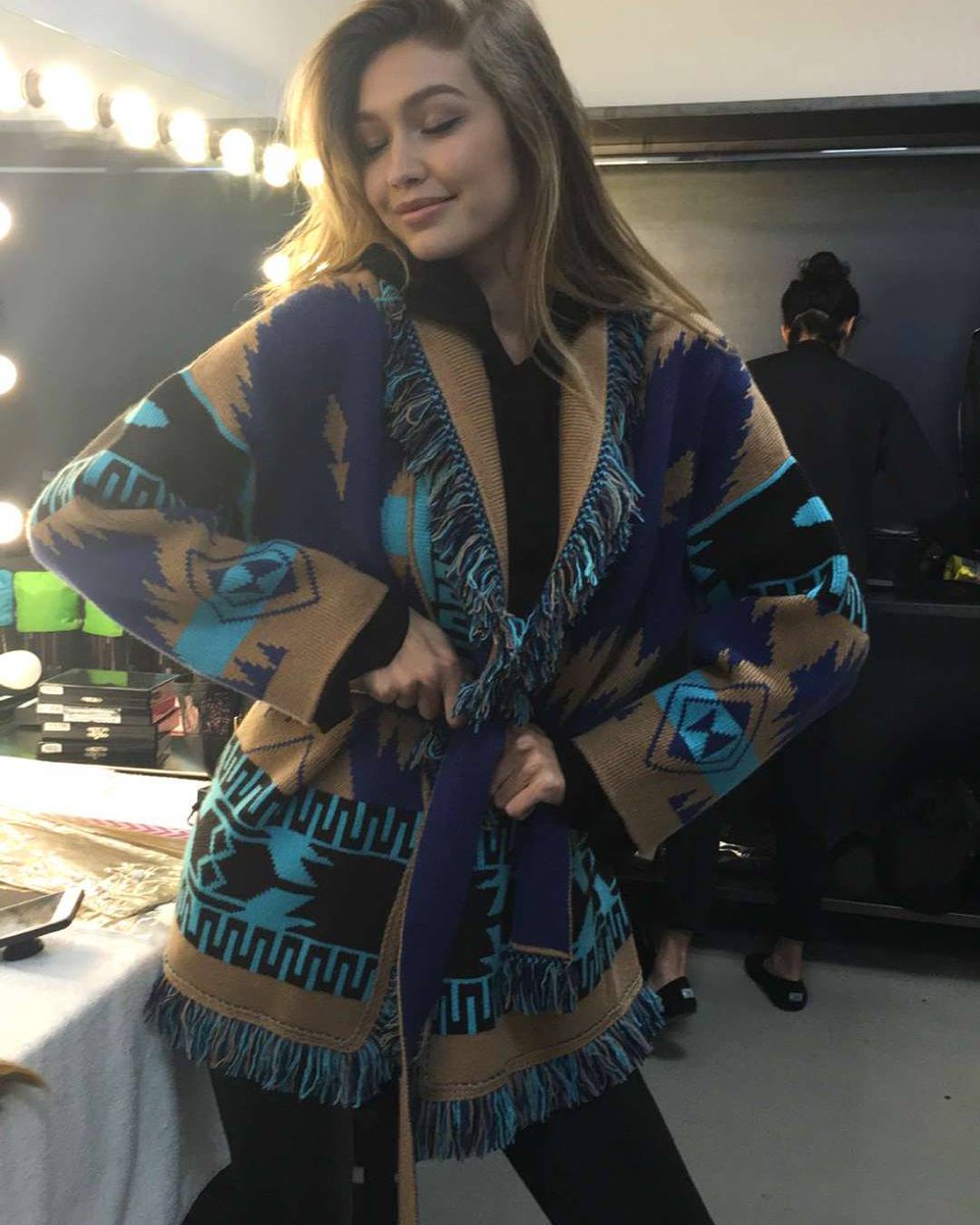 bestgigiphotos's tweet photo. my baby https://t.co/WKrzWHSzrx