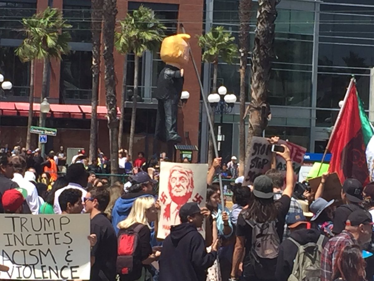 View image on Twitter