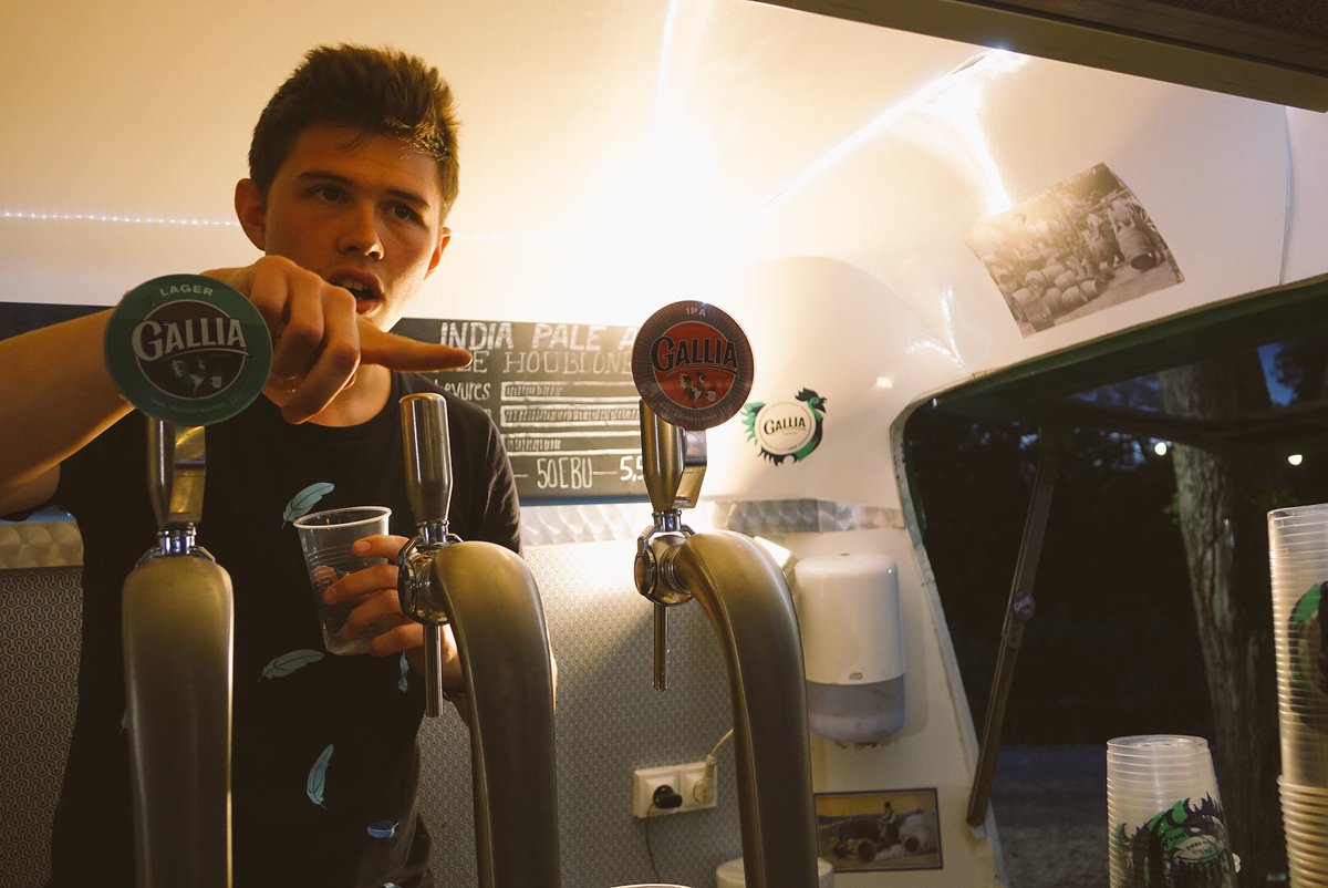#Direct #140ansReseauEMN Merci à notre partenaire <a href="/GalliaParis/">Gallia Paris</a> pour le service de bières uniques 🍻