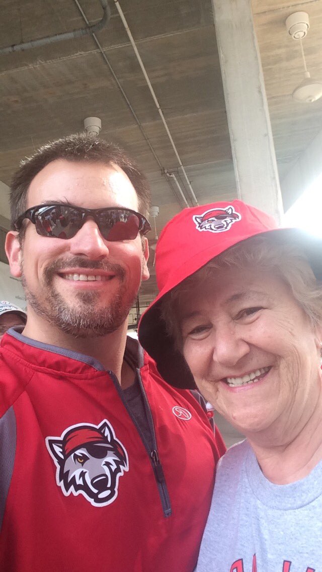 Greg_Gania's tweet photo. #SeaWolvesSelfie with season ticketholder Carol Brown with her new SeaWolves Bucket Cap! https://t.co/JWCBBJqEWm