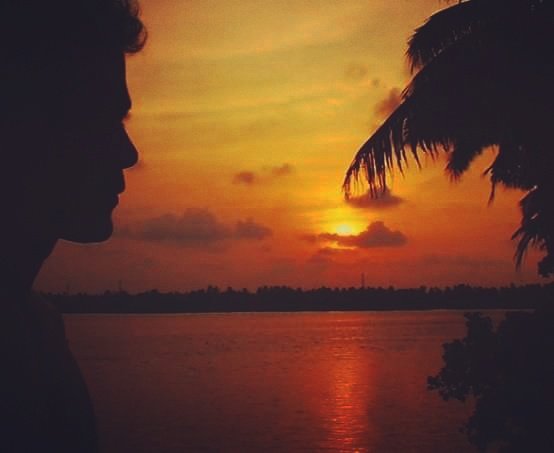 SahrawatNitin's tweet photo. When you are friends with yourself...

..the bliss called solitude ! https://t.co/lej9G81UTw