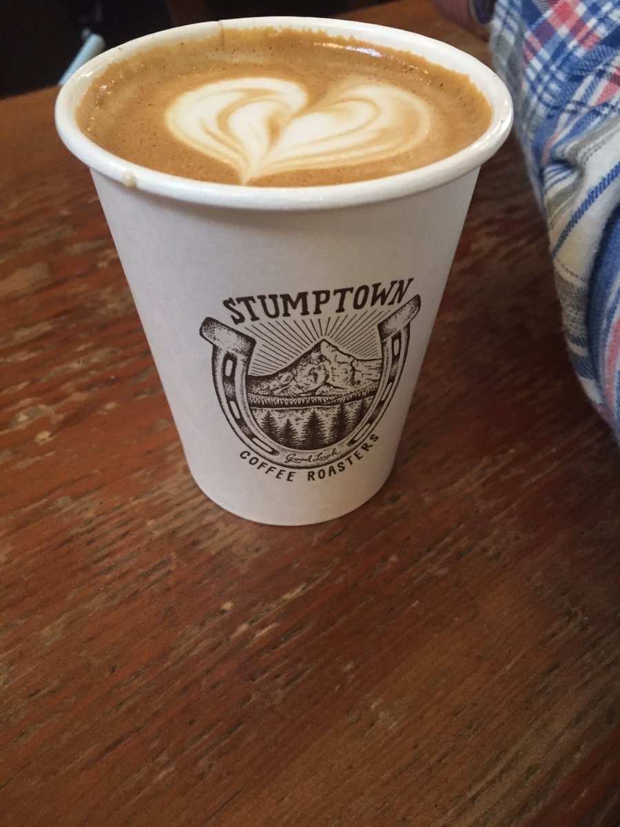 HeidiHenson's tweet photo. ❤️☕️ #FridayVibes https://t.co/cJ92ciMfHN