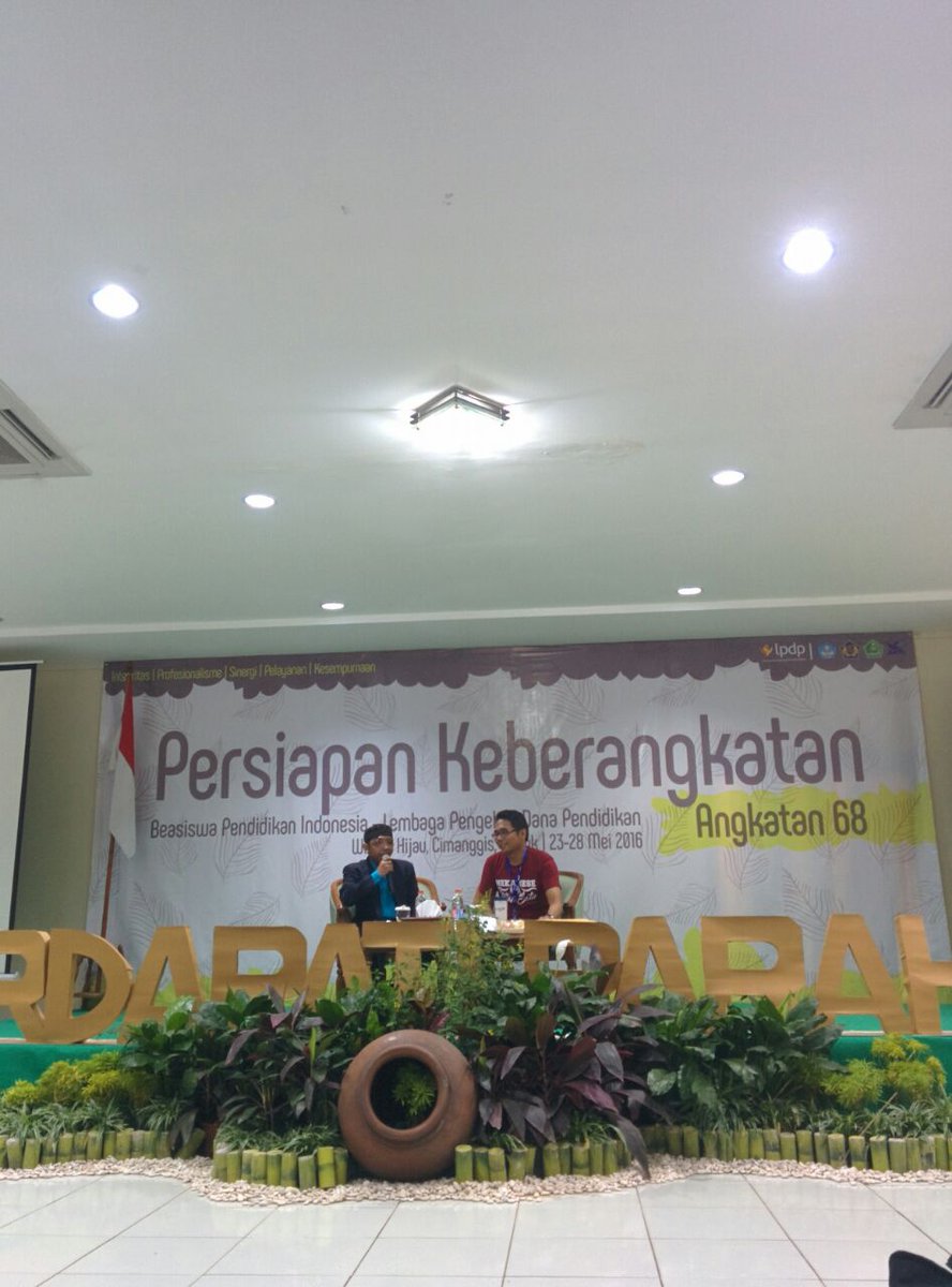 Annisa Ika tweet media