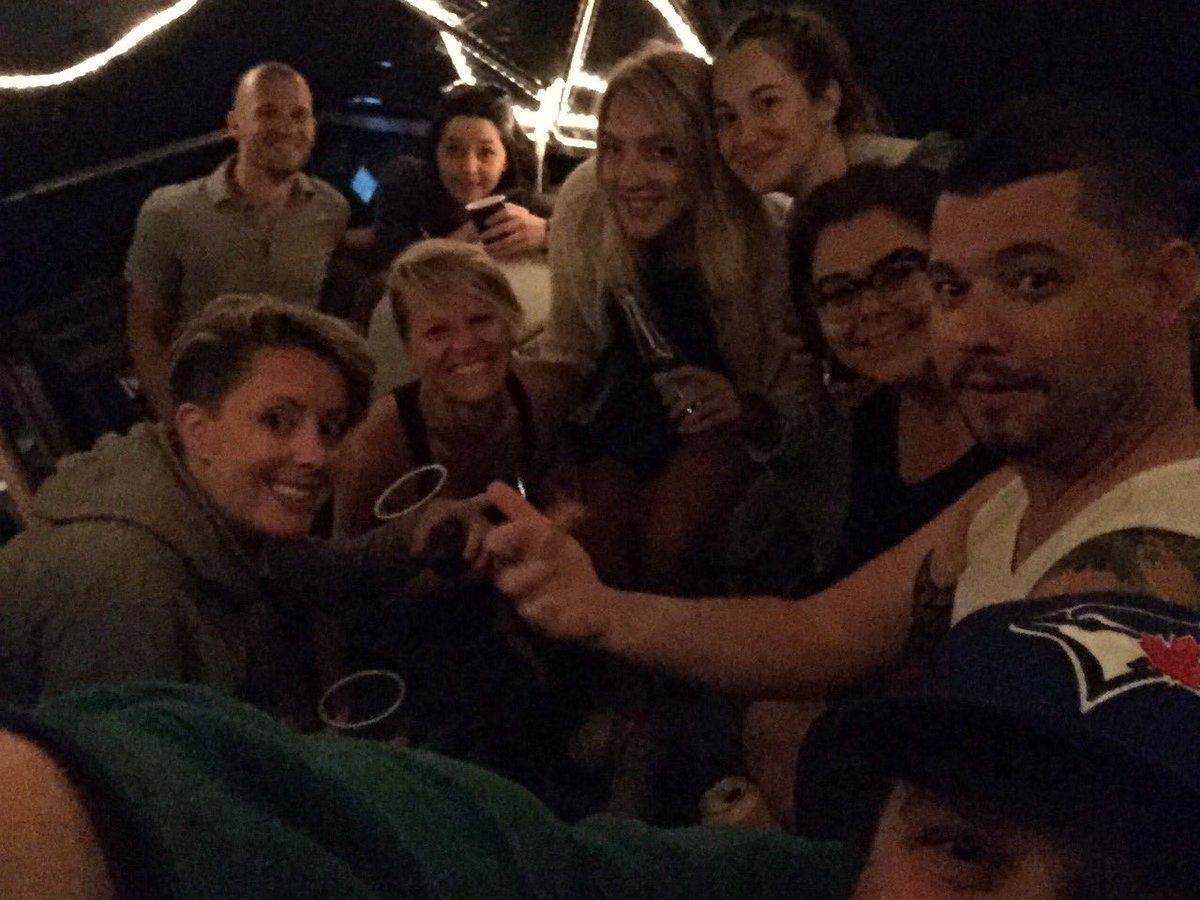 LoremIpsumBoat's tweet photo. First boat party of the season. P'Oast @OastHouseBeer drinks. #imaboat #boatlife #PortDalhousie https://t.co/i3QfncE36y