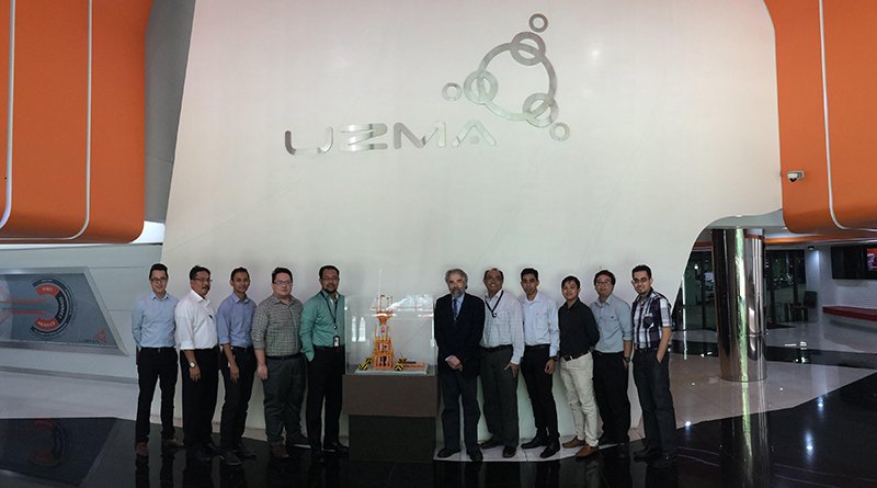 StochasticSL's tweet image. #StochasticSimulation presents first GasAssure accreditation certificates in #Malaysia: bit.ly/1U26B5L