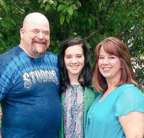 nelitajo's tweet photo. Miss my baby girl already. Where did the years go? #senior2016 #muskogeehighschool #emptynestisathing https://t.co/RVgBu2T09D