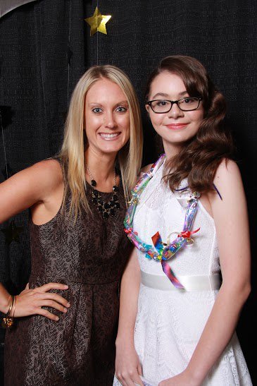 Tweet_Andreea's tweet photo. Thank you @lisadoyle2 for being the most amazing science teacher I could ever hope for and helping me grow so much! https://t.co/s1MqmdGnFE