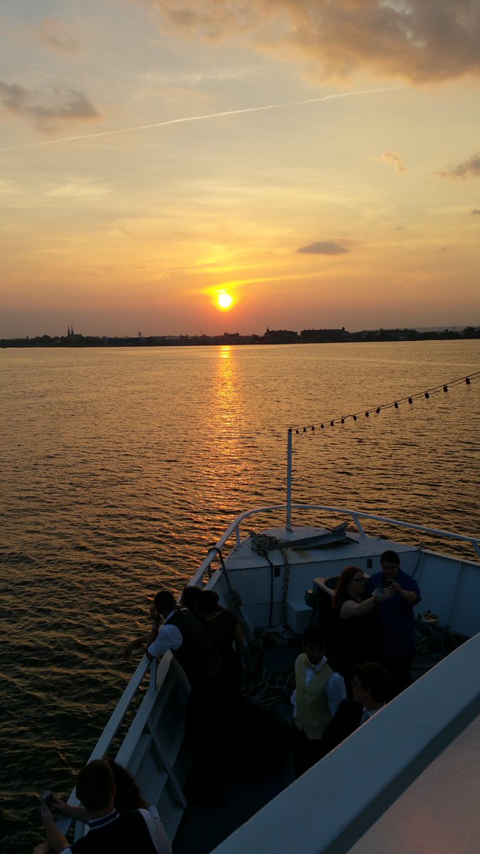 Stacie_Ferrara's tweet photo. #promview @MTHS_Pride https://t.co/8Um9iPmfGG
