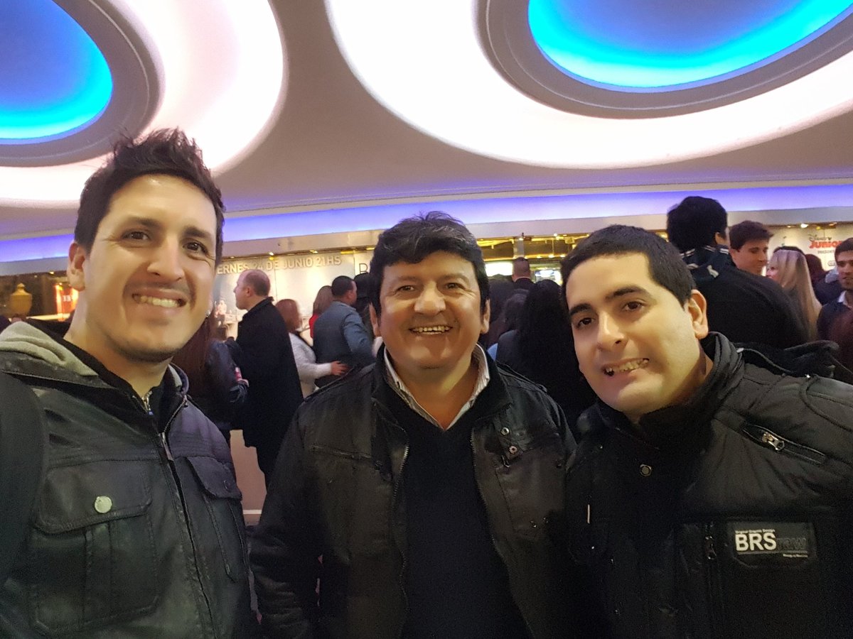 serenrricha's tweet photo. Ya en el #OperaAllianz esperando por @elmiguelmartin!!! #HumorTucumano del #Bueno https://t.co/n1LCsoN8hR