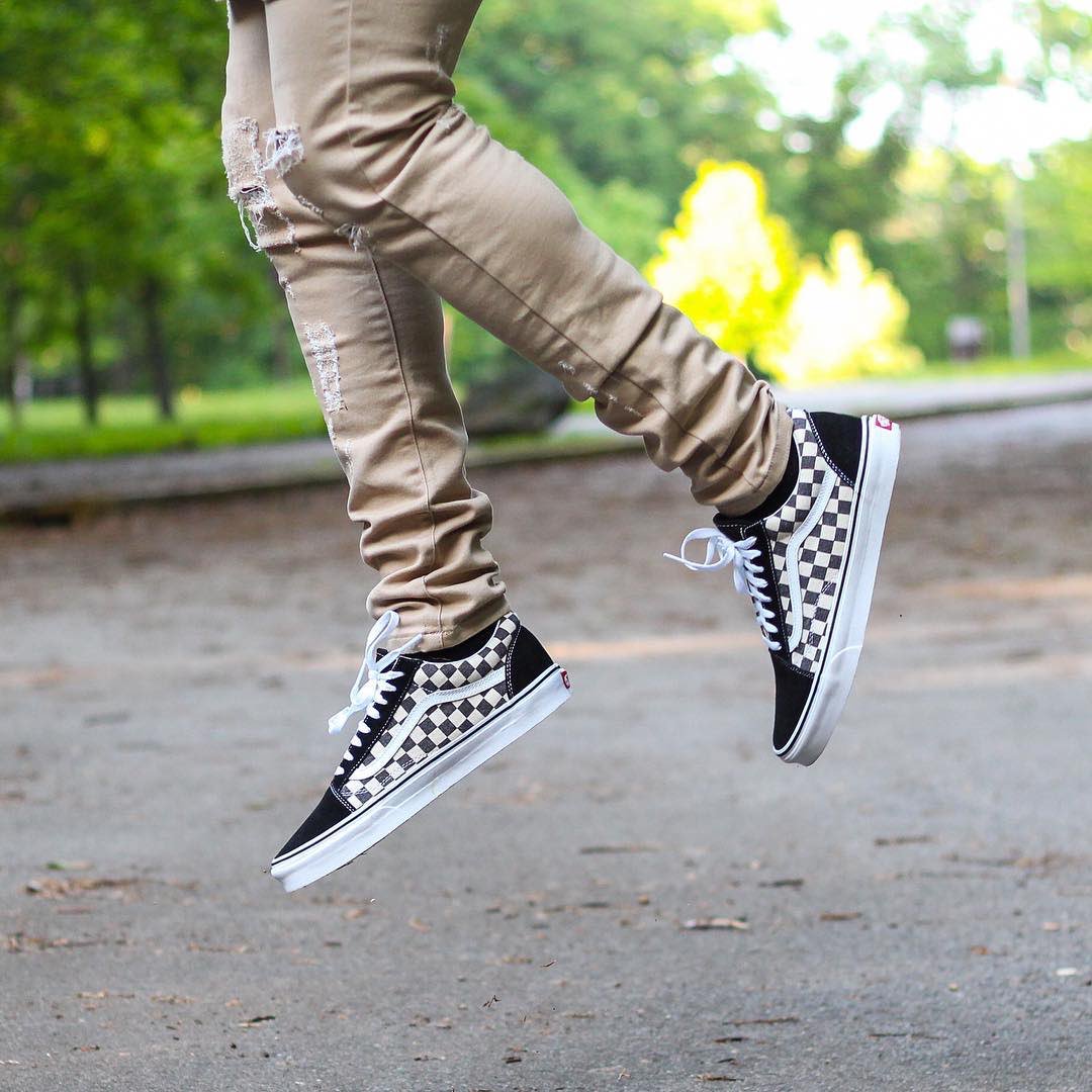 TODAYSHYPE's tweet photo. #SOLEHYPE: Vans Airborne via @dwaynebakerjr_ for #TODAYSHYPE

Visit https://t.co/IPS0t7CXDx for sneaker details https://t.co/SrNzWABM5q