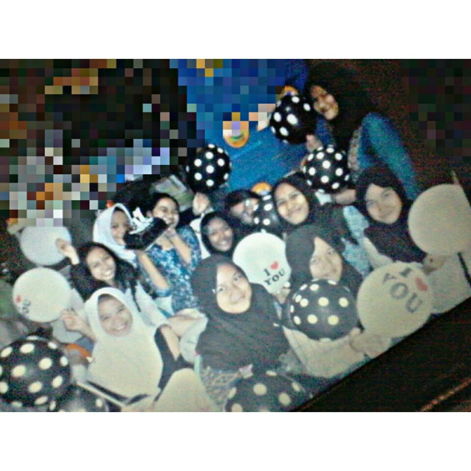 Buat ciwi ciwi AP1 juga mkdh bbgtt ada kalian Agelaaaa rmh gua rame ilvU gengs😘😚😚😚👄💋💋❤