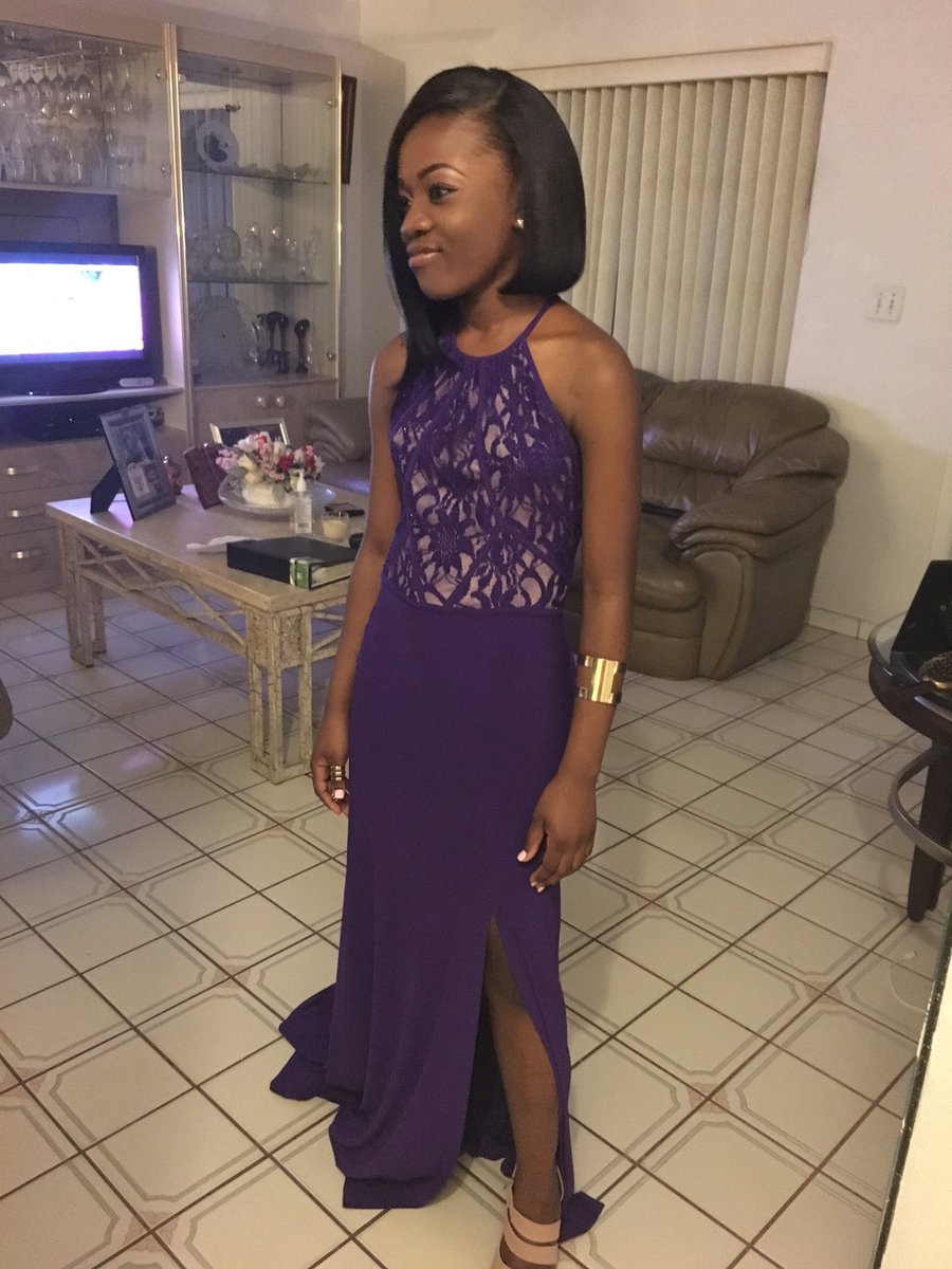 cali_fornyuh's tweet image. my baby girl did not come to play 😍😍😍 #MakeUpByMoi #8thGradeProm
