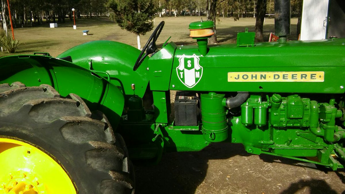 Aguero_M_A's tweet image. Volvió al predio nuestro Tractor, se realizó una restauracion y puesta en valor de la herramienta con más historia