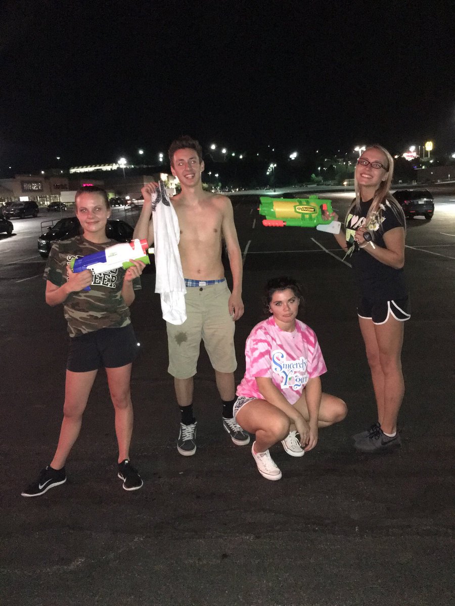 prassassin2016's tweet photo. Another one for Jenna and Hannah! Max Lewis and Morgan Shaw have been eliminated https://t.co/kFk1TxlRkY