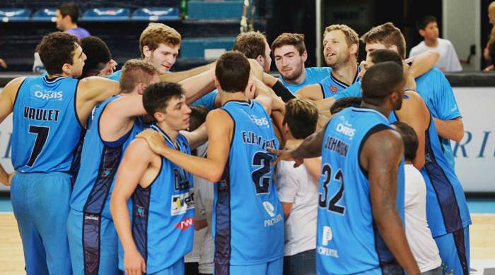BasquetARG's tweet photo. Bahía Basket le ganó 76-59 a Peñarol, liquidó la serie 3 a 1 y jugará la final de la conferencia sur vs San Lorenzo https://t.co/GcKUJZIgPJ