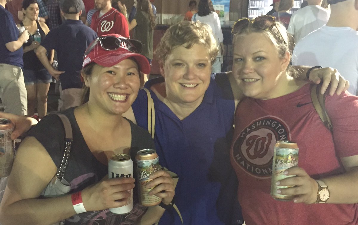 swin_116's tweet photo. Celebrating the Nats loss with @a_gehring & twitterless Elaine. #KMStyle https://t.co/vVzzxf3v12